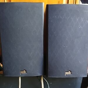 POLK Bookshelf Stereo Speakers